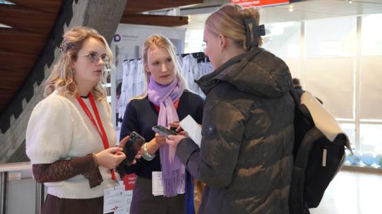 Klik voor een vergroting