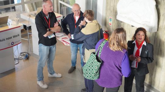 Klik voor een vergroting